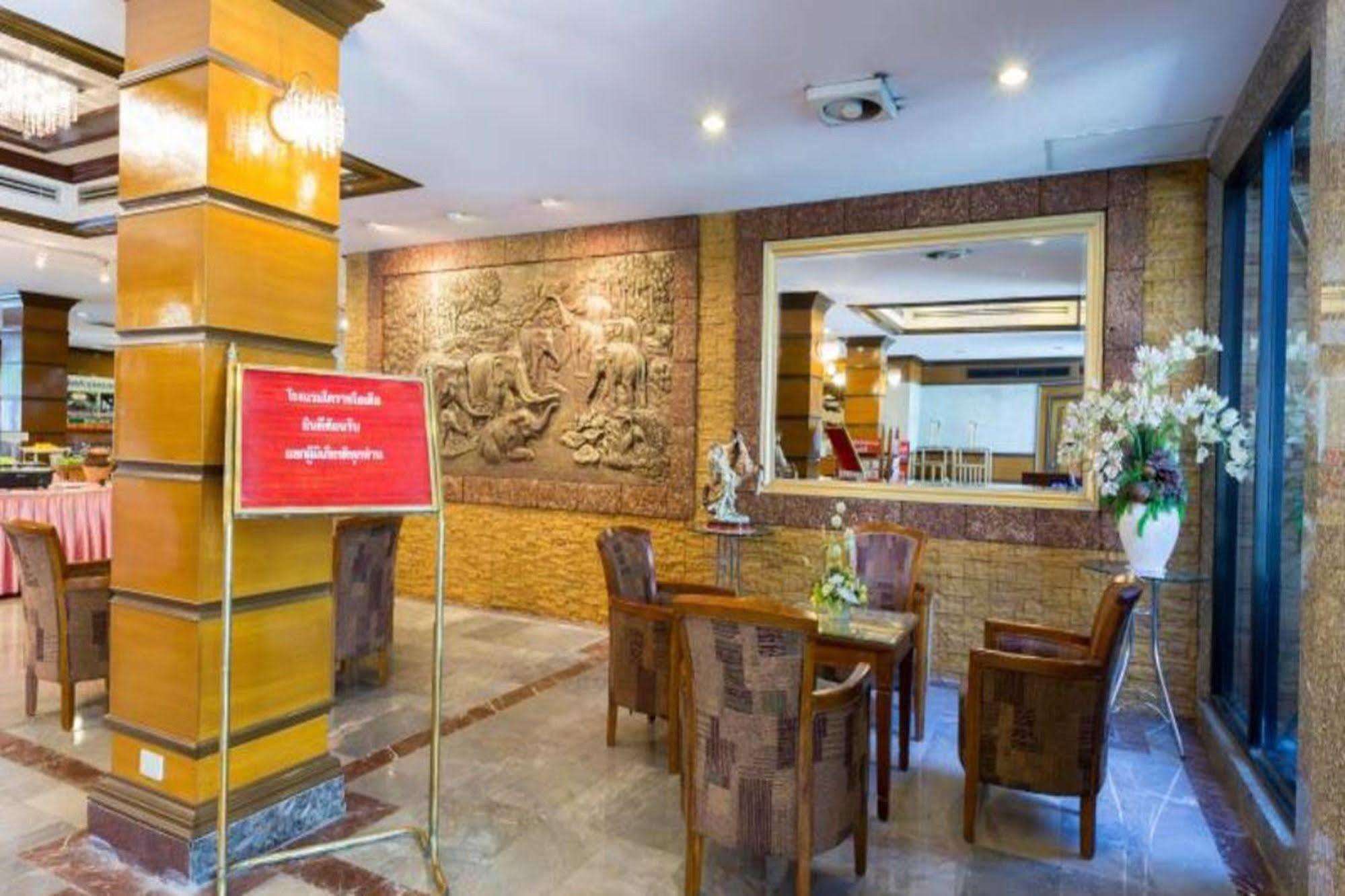Korat Hotel - Sha Plus Nakhonratchasima Exterior photo